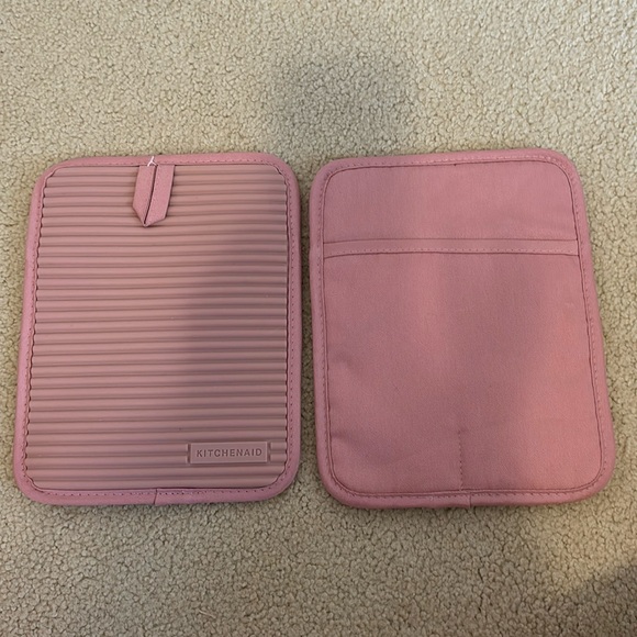 Kitchen aid set of 2 potholders - Picture 1 of 1